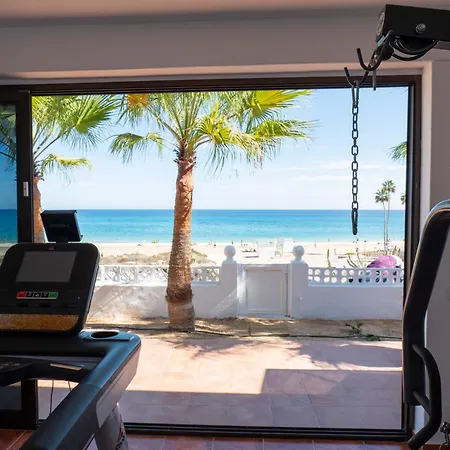 & Дом отдыха *